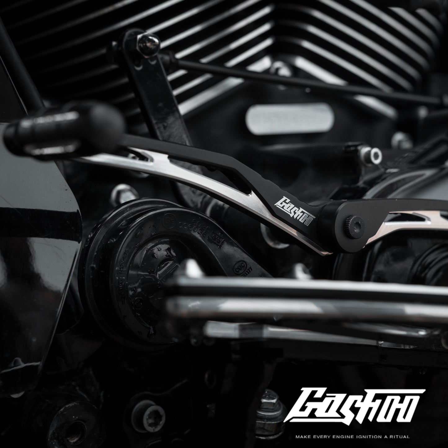 GASHOO IRON HOOF - CNC Shift Lever for Cruiser Motorcycles